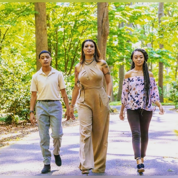 Meet your Posher, Blu - Picture 3 of 5